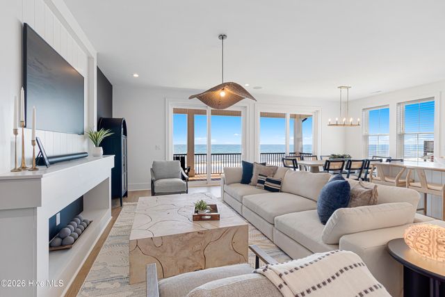 3503 Ocean Drive W, Emerald Isle, NC 28594