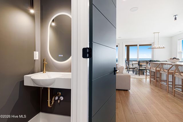 3503 Ocean Drive W, Emerald Isle, NC 28594