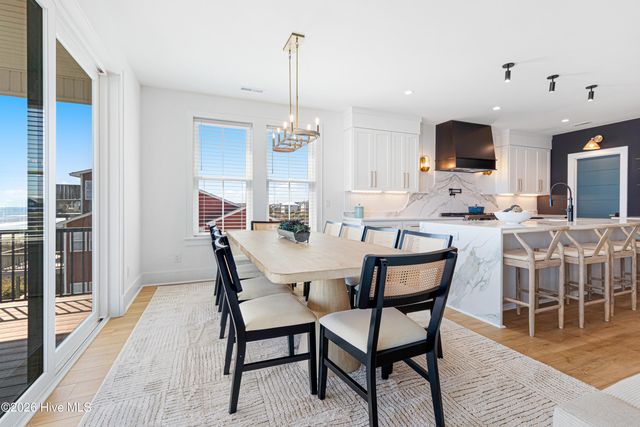 3503 Ocean Drive W, Emerald Isle, NC 28594