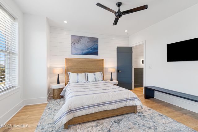 3503 Ocean Drive W, Emerald Isle, NC 28594