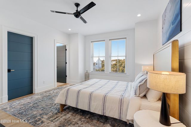 3503 Ocean Drive W, Emerald Isle, NC 28594