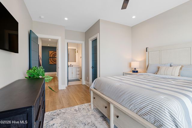 3503 Ocean Drive W, Emerald Isle, NC 28594