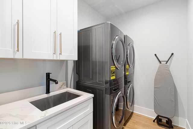 3503 Ocean Drive W, Emerald Isle, NC 28594