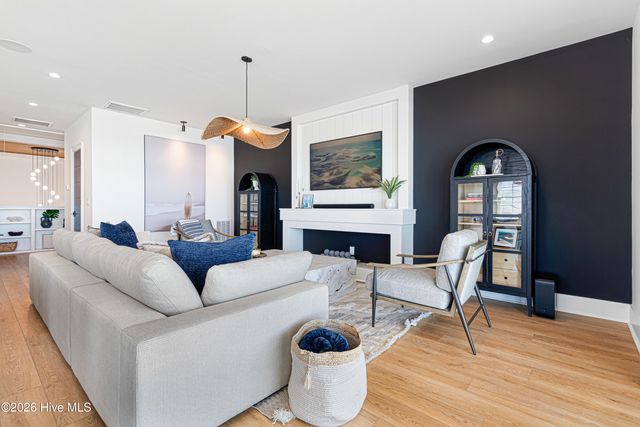 3503 Ocean Drive W, Emerald Isle, NC 28594