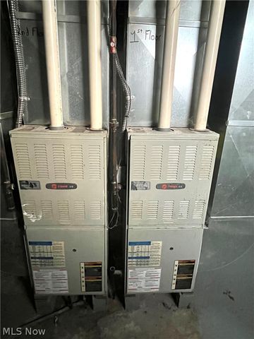 66 Wise Street, Akron, OH 44304