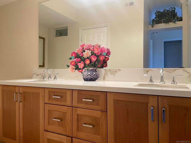 1680 Via Caminar, San Marcos, CA 92078