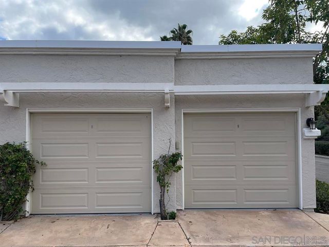 1680 Via Caminar, San Marcos, CA 92078