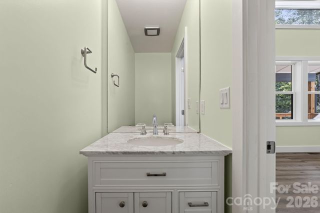 1008 Bell Mountain Road, Zirconia, NC 28790
