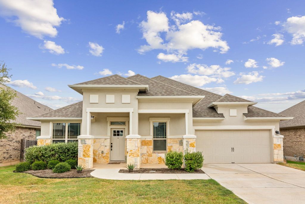 225 Red Granite DR, Dripping Springs, TX 78620