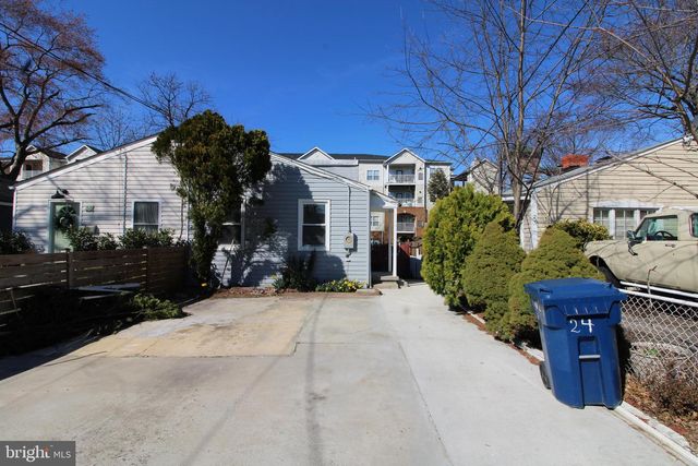 24 E REED AVE, Alexandria, VA 22305