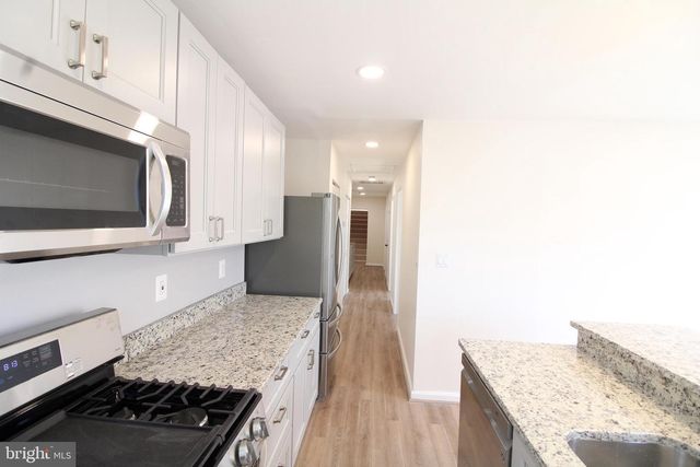 24 E REED AVE, Alexandria, VA 22305