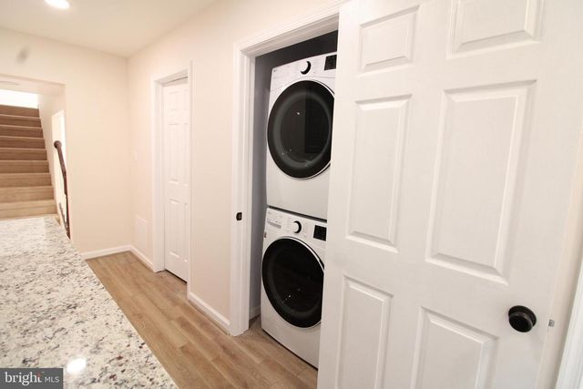 24 E REED AVE, Alexandria, VA 22305