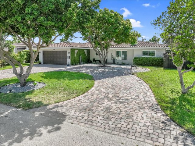 2225 NE 16th Avenue, Wilton Manors, FL 33305