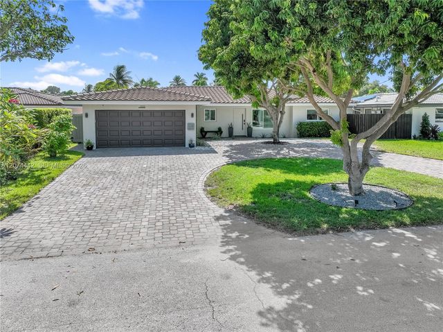 2225 NE 16th Avenue, Wilton Manors, FL 33305
