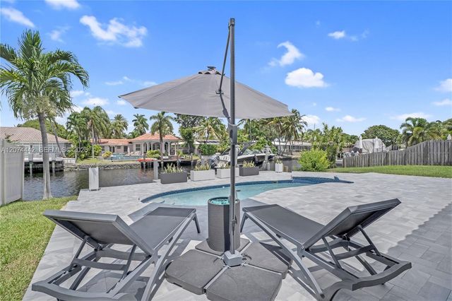 2225 NE 16th Avenue, Wilton Manors, FL 33305
