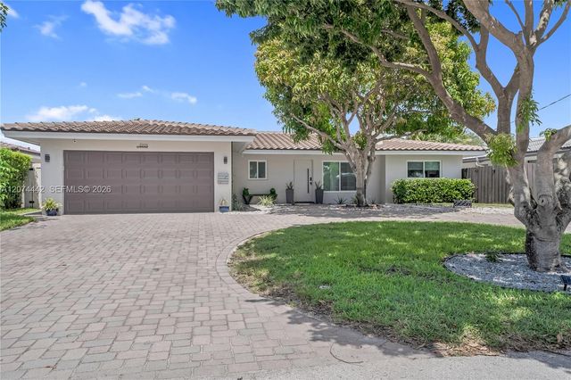 2225 NE 16th Avenue, Wilton Manors, FL 33305