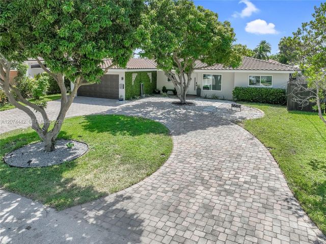 2225 NE 16th Avenue, Wilton Manors, FL 33305