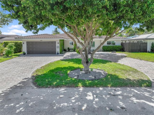 2225 NE 16th Avenue, Wilton Manors, FL 33305