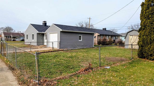 3610 S Saint Joseph Street, South Bend, IN 46614