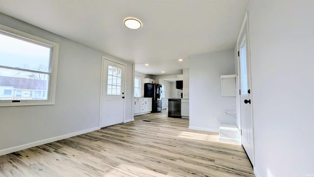 3610 S Saint Joseph Street, South Bend, IN 46614