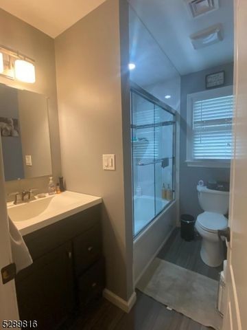 29 Fairview Pl 3A, Bloomfield Twp., NJ 07003