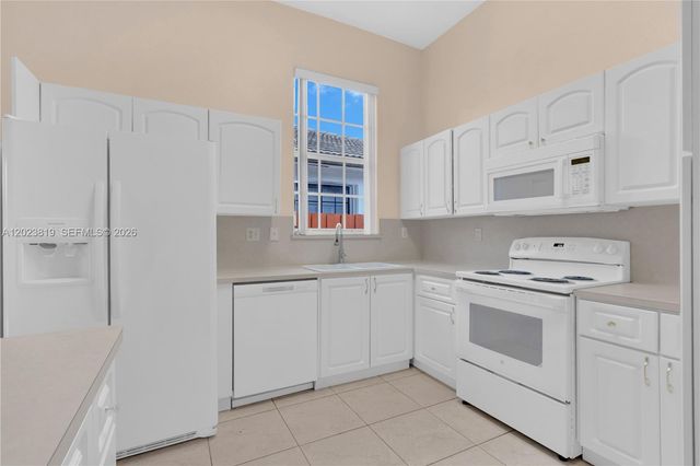 15339 SW 32nd Ter, Miami, FL 33185