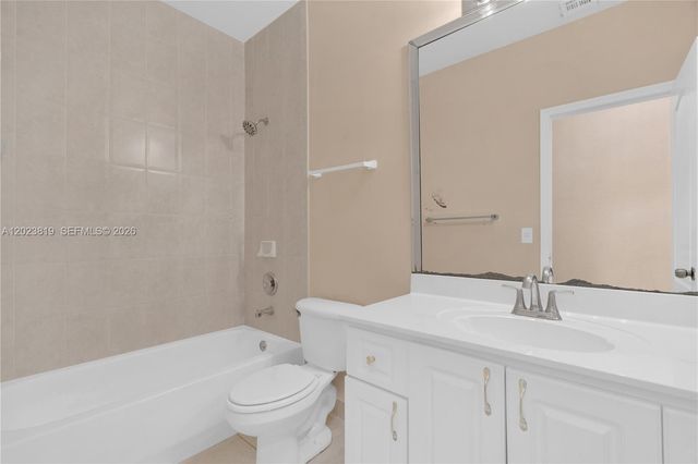 15339 SW 32nd Ter, Miami, FL 33185