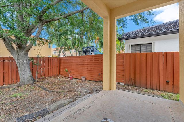 15339 SW 32nd Ter, Miami, FL 33185