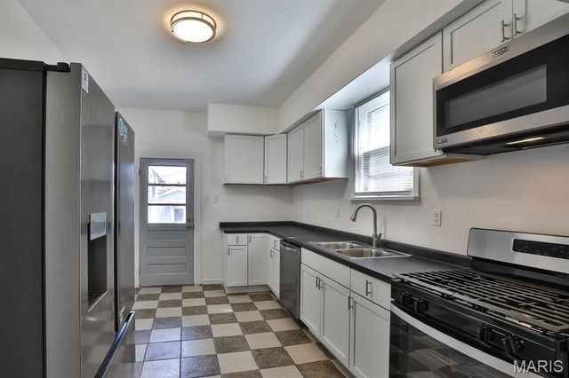 4417 Wallace Street, St Louis, MO 63116