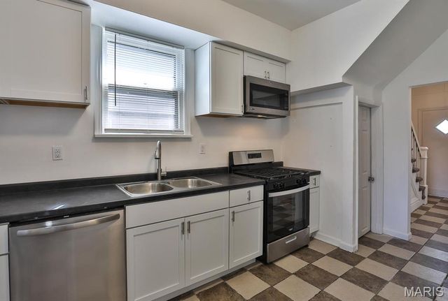 4417 Wallace Street, St Louis, MO 63116