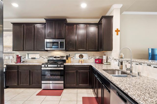 1909 Nob Hill Court, Denton, TX 76210