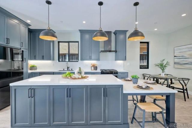 124 Donax, San Diego, CA 91932