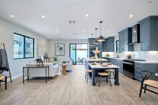 124 Donax, San Diego, CA 91932