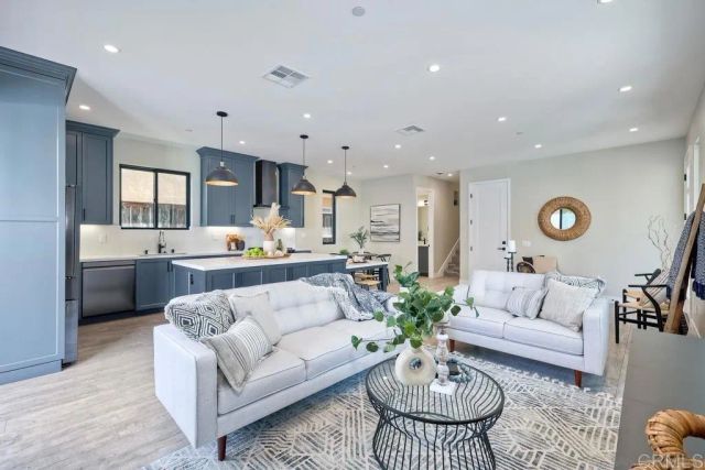 124 Donax, San Diego, CA 91932