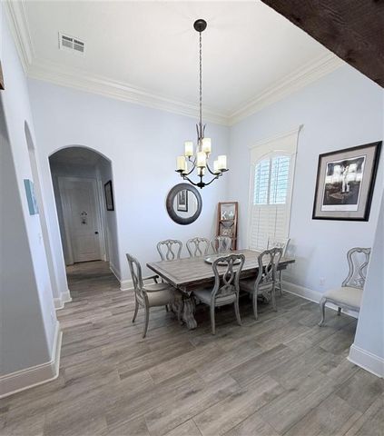 5124 E Worthington Dr Drive, Lake Charles, LA 70605