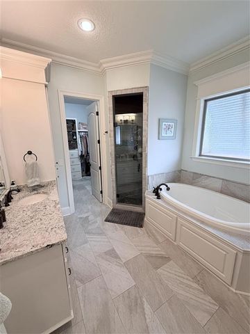 5124 E Worthington Dr Drive, Lake Charles, LA 70605