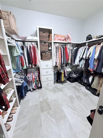 5124 E Worthington Dr Drive, Lake Charles, LA 70605