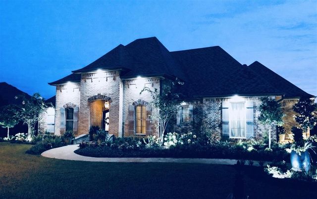 5124 E Worthington Dr Drive, Lake Charles, LA 70605