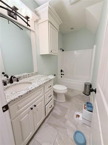 5124 E Worthington Dr Drive, Lake Charles, LA 70605