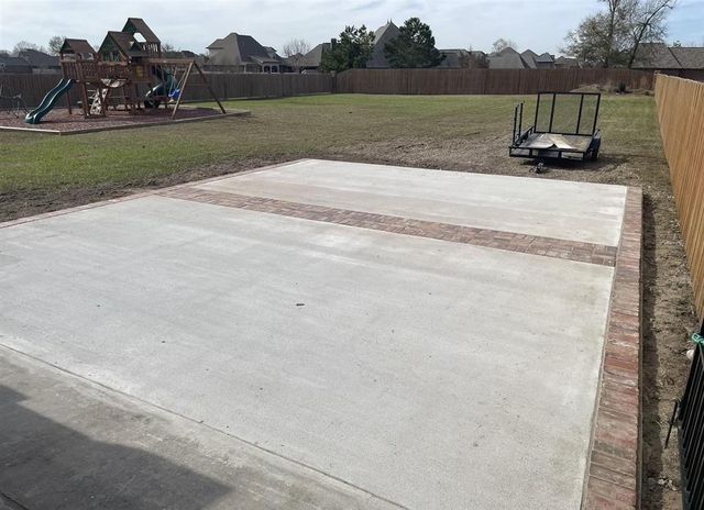 5124 E Worthington Dr Drive, Lake Charles, LA 70605