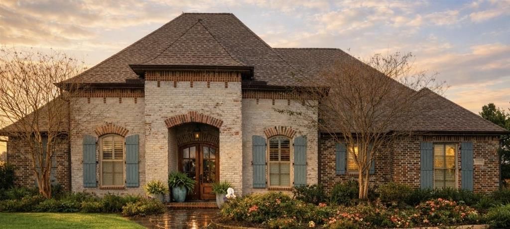 5124 E Worthington Dr Drive, Lake Charles, LA 70605