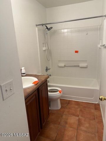 4282 E River Falls Drive, Tucson, AZ 85712