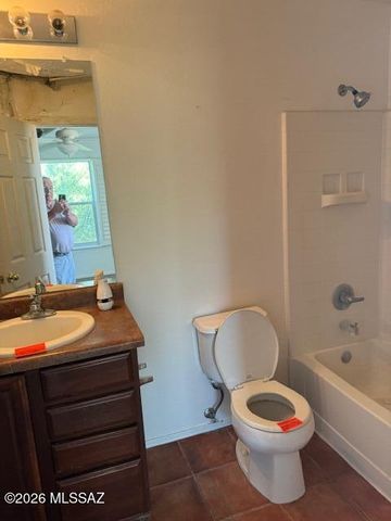 4282 E River Falls Drive, Tucson, AZ 85712