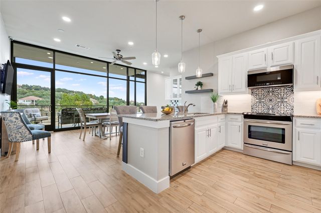 1101 Ivean Pearson RD B103, Lago Vista, TX 78645