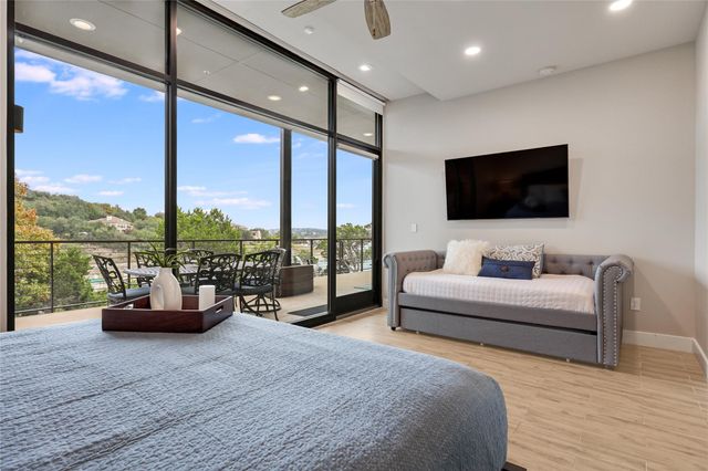 1101 Ivean Pearson RD B103, Lago Vista, TX 78645