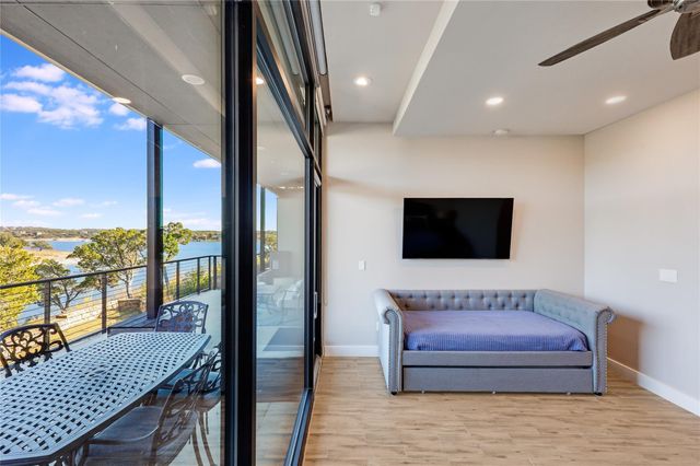 1101 Ivean Pearson RD B103, Lago Vista, TX 78645