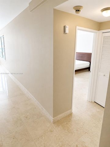 5255 Collins Ave 7B, Miami Beach, FL 33140