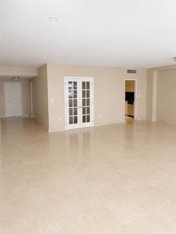 5255 Collins Ave 7B, Miami Beach, FL 33140