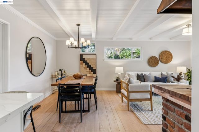 3410 St Marys Rd, Lafayette, CA 94549