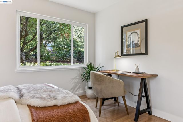 3410 St Marys Rd, Lafayette, CA 94549